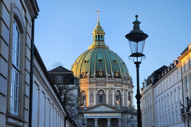 Full-Day; Castle, Palace, Cathedral & Viking ships Tour - The van, group size, and long connections