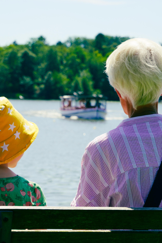 Lyngby & Bagsværd Lake: Baadfarten Boat Ride - Nybrovej and the peaceful Mølleå