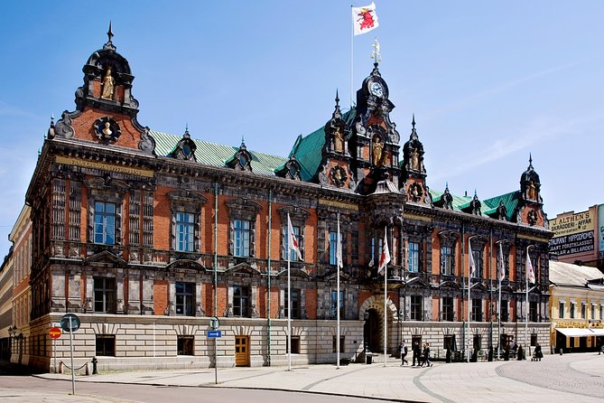 Malmö & Lund Tour, Crossing the Øresund Bridge to Sweden - The optional Jakriborg photo stop
