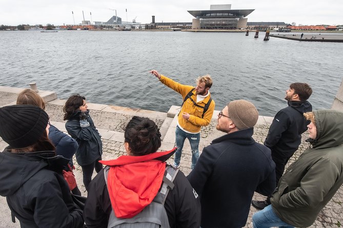 Politically Incorrect Private Highlights Walking Tour - Nikolaj Kunsthal and the city fires