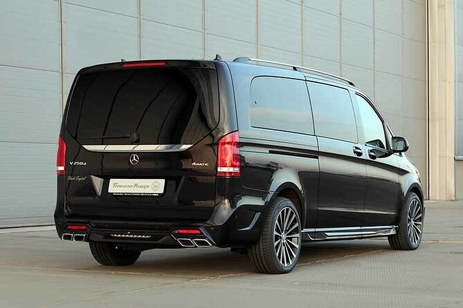 Private Luxury Van Departure from Copenhagen to Copenhagen Port - A short ride with a bit of Copenhagen commentary