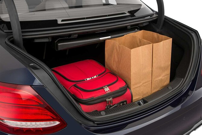 Private Transfer Copenhagen Airport CPH to Copenhagen by Sedan - What the Mercedes sedan means in practice