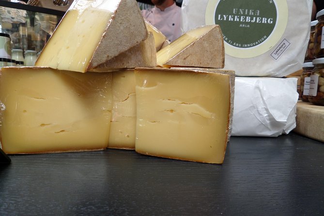 Small-Group Gourmet Evening Walking Tour of Copenhagen with Market Visit and Dinner - My booking advice