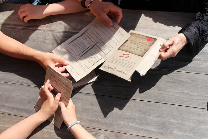 The Murder by Christiansborg Palace: Interactive Mystery Hunt - A murder mystery in the heart of Copenhagen