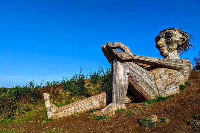 The Six Forgotten Giants Trolls Hunt with Minibus - What the minibus adds to the experience